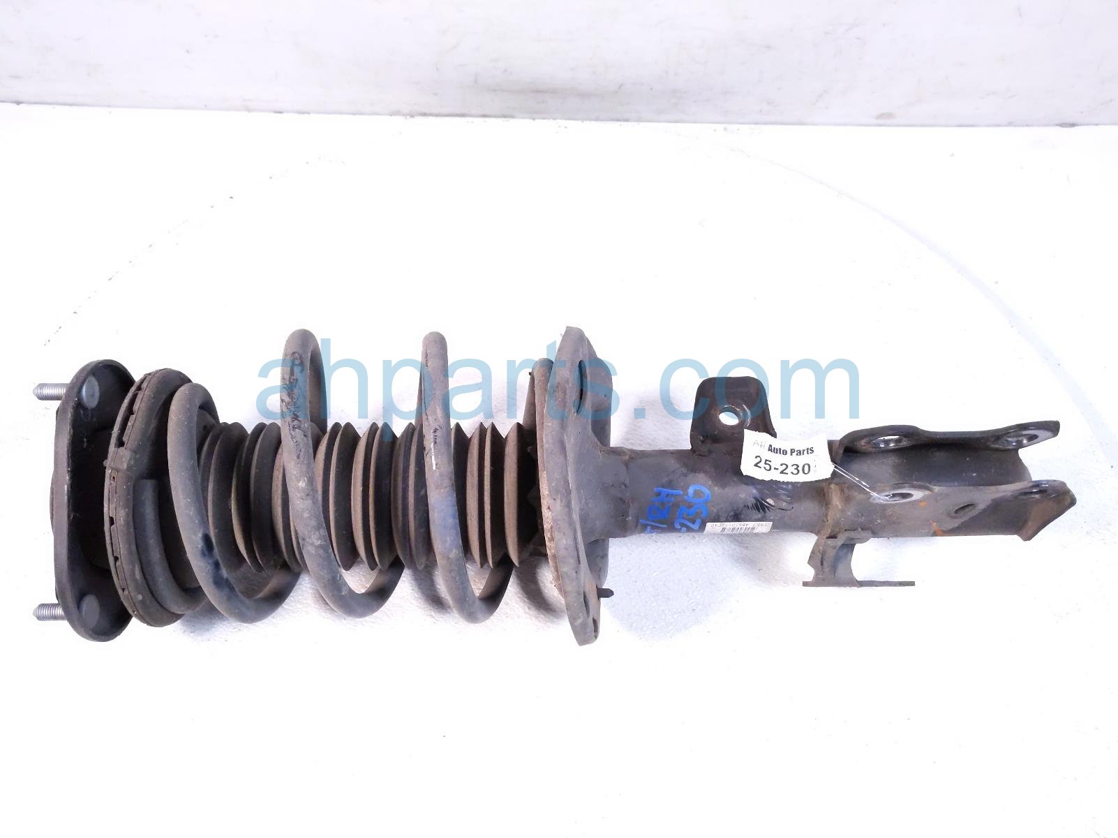 $135 Scion FR/RH STRUT ABSORBER + SPRING $135 Scion FR/RH STRUT ABSORBER + SPRING