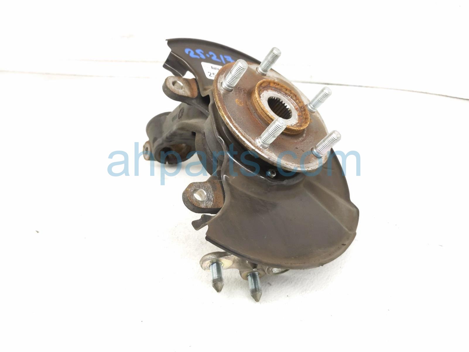 $215 Honda FR/LH SPINDLE KNUCKLE HUB $215 Honda FR/LH SPINDLE KNUCKLE HUB