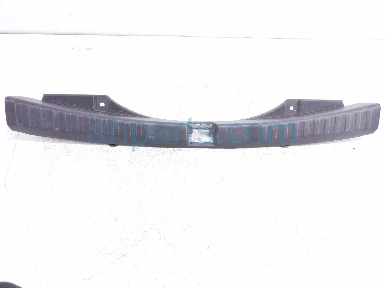$20 Honda CARGO TRUNK SCUFF SILL TRIM * $20 Honda CARGO TRUNK SCUFF SILL TRIM *