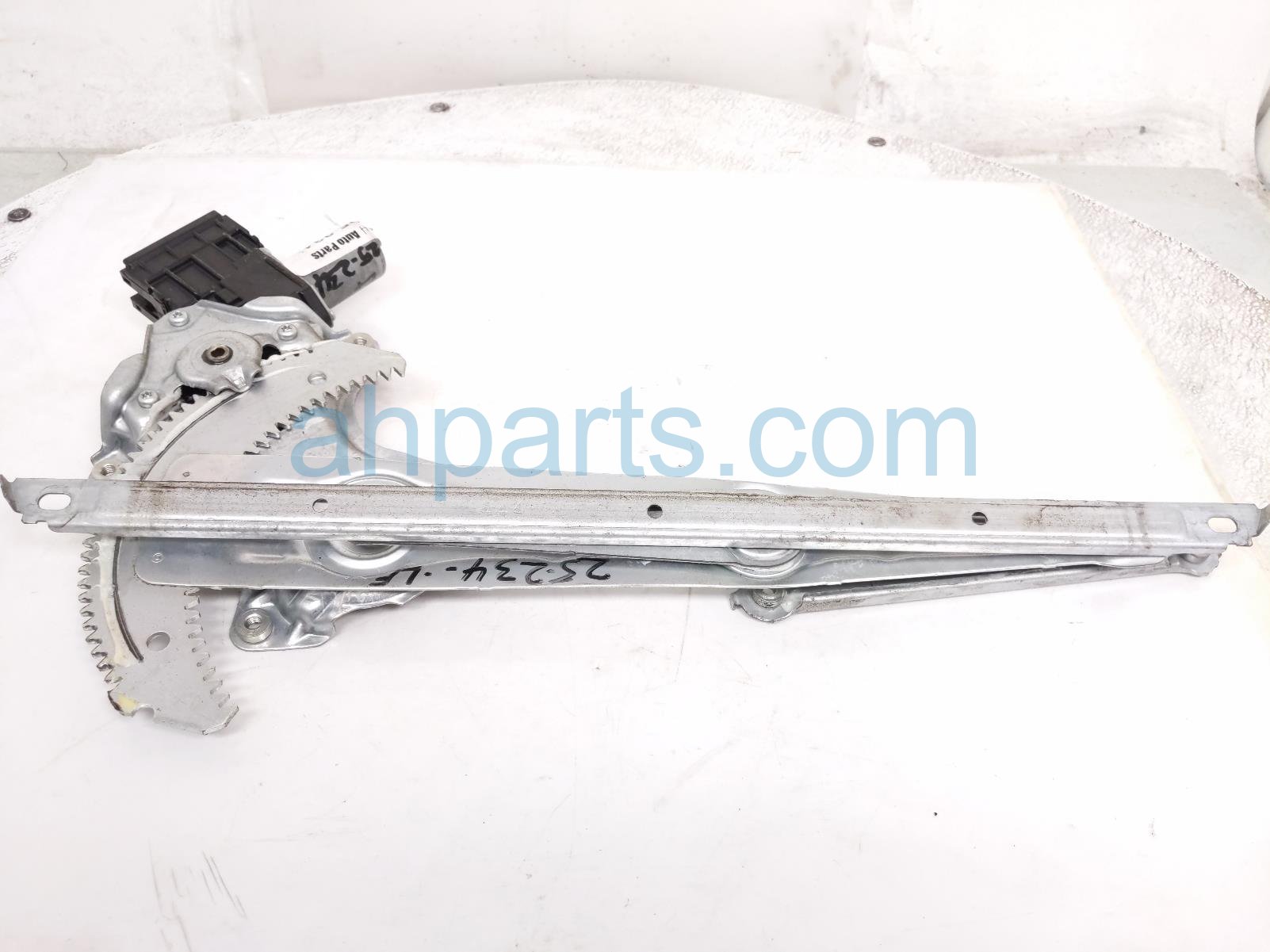 $65 Toyota FR/LH WINDOW REGULATOR & MOTOR $65 Toyota FR/LH WINDOW REGULATOR & MOTOR