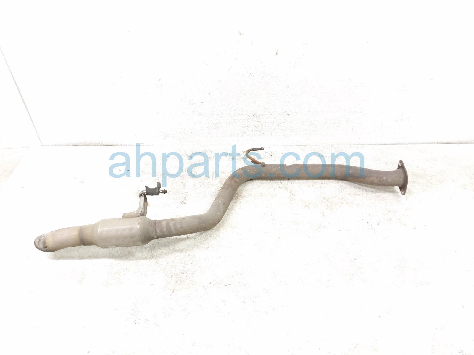 $100 Infiniti EXHAUST MUFFLER TAIL PIPE - 3.5L $100 Infiniti EXHAUST MUFFLER TAIL PIPE - 3.5L