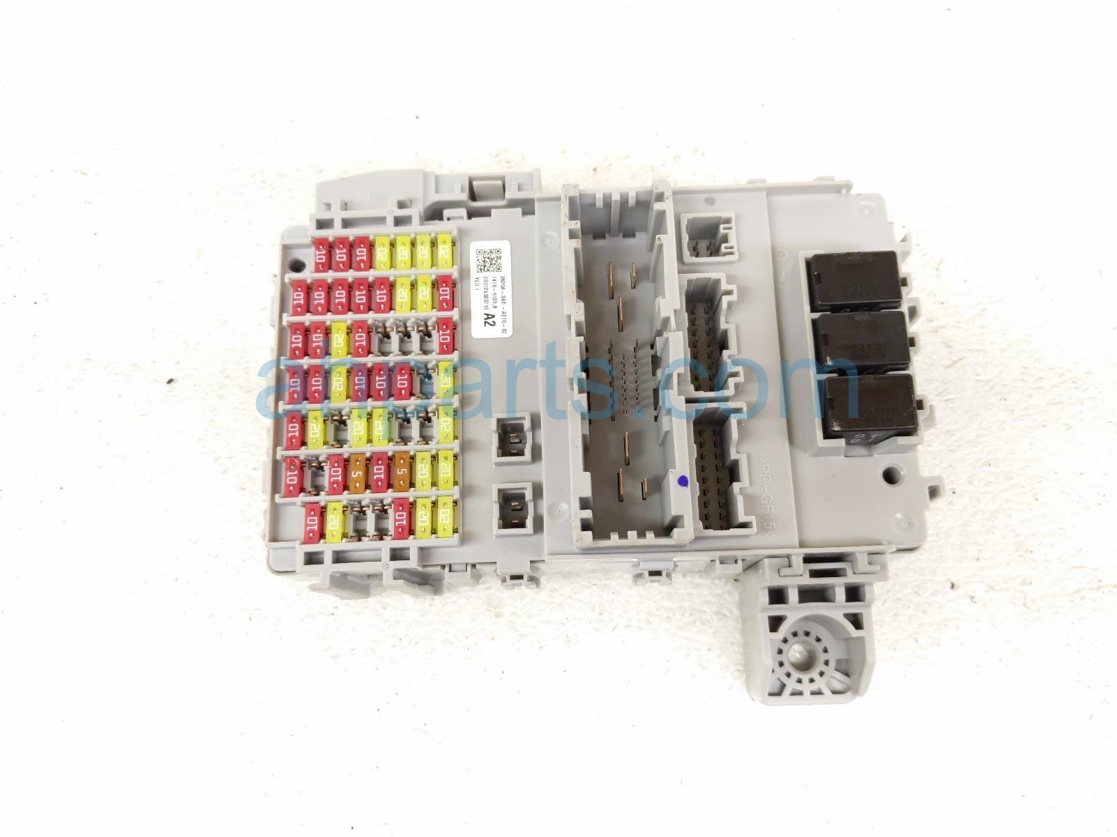 $95 Honda RH CABIN FUSE / JUNCTION BOX - 1.5L $95 Honda RH CABIN FUSE / JUNCTION BOX - 1.5L
