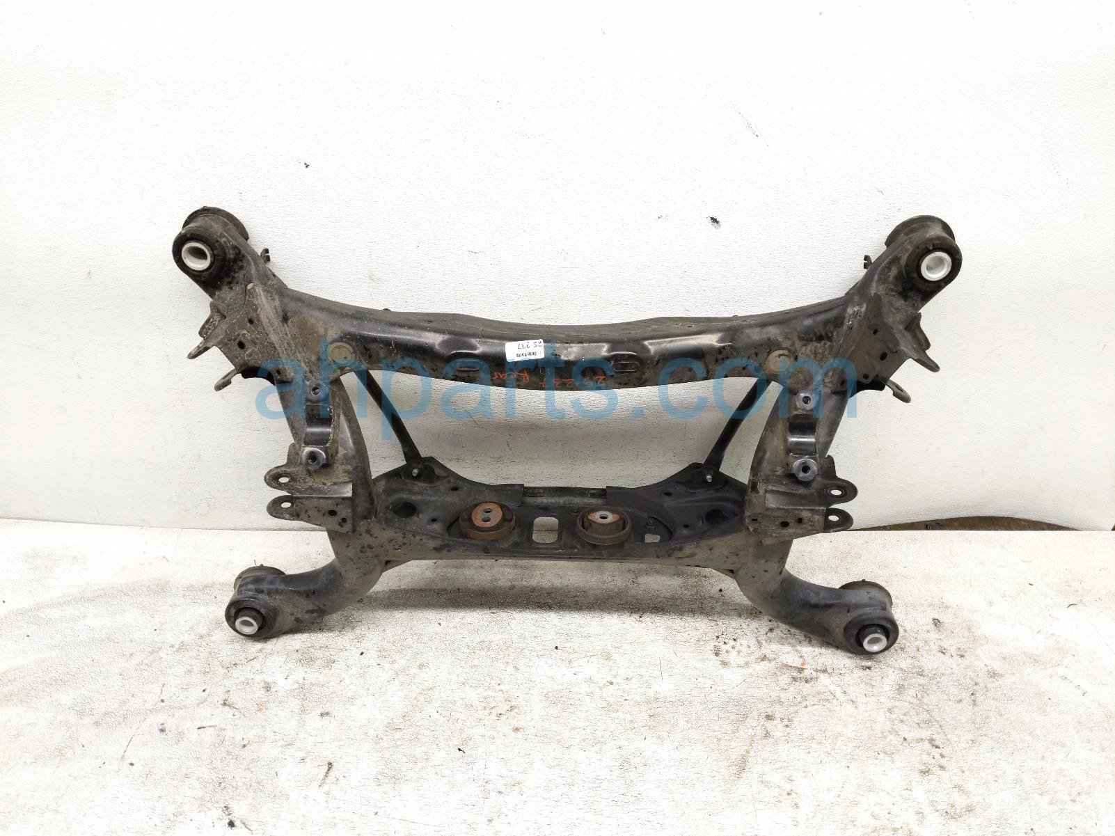 $225 Lexus REAR SUB FRAME / CRADLE $225 Lexus REAR SUB FRAME / CRADLE