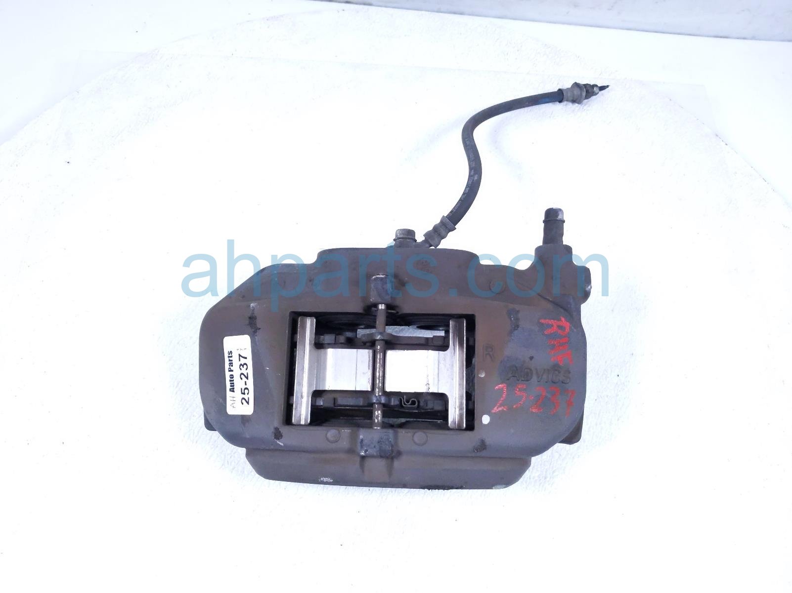 Lexus CORE FR/RH BRAKE CALIPER Lexus CORE FR/RH BRAKE CALIPER