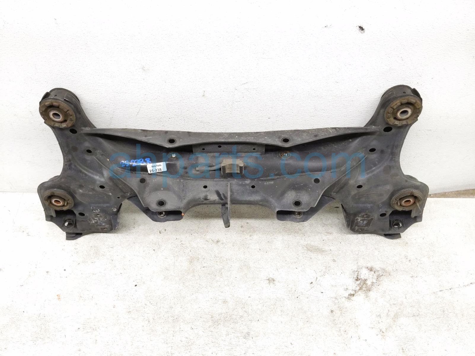 $145 Honda REAR SUB FRAME / CRADLE $145 Honda REAR SUB FRAME / CRADLE