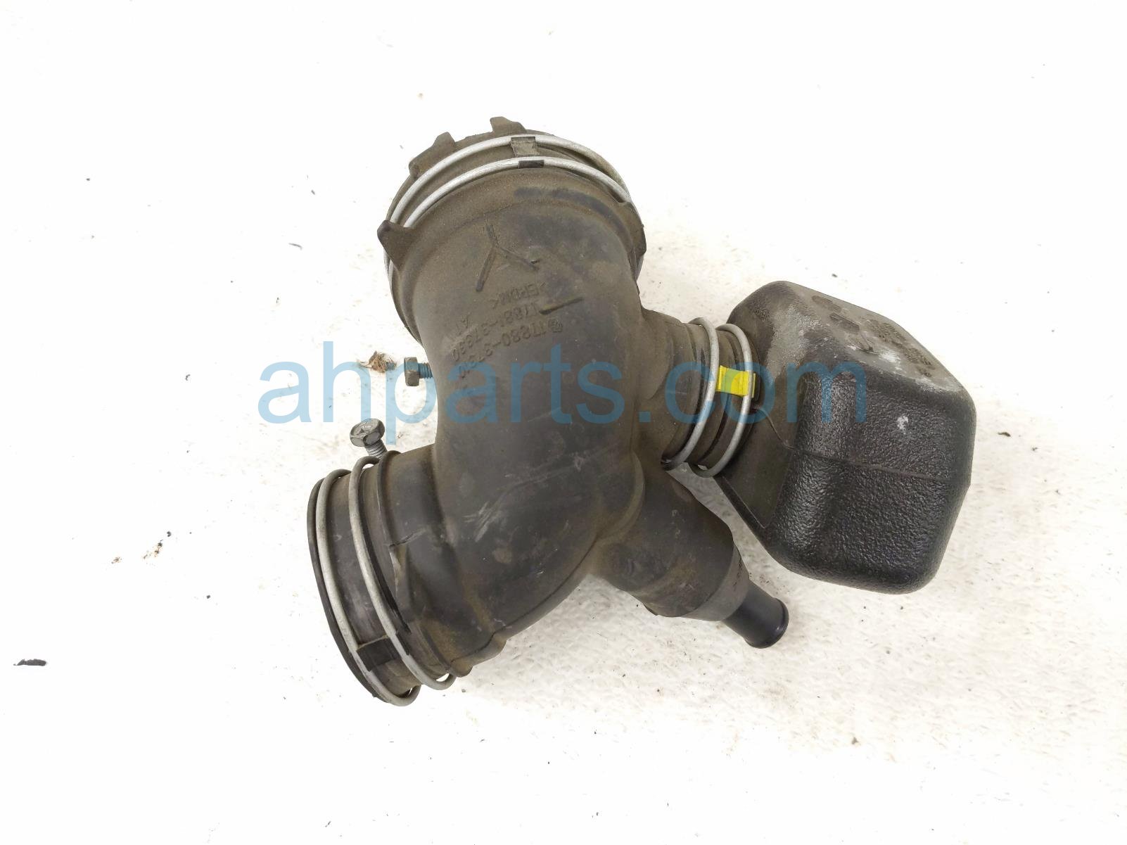 $25 Toyota AIR CLEANER AIR INLET TUBE - 1.8L