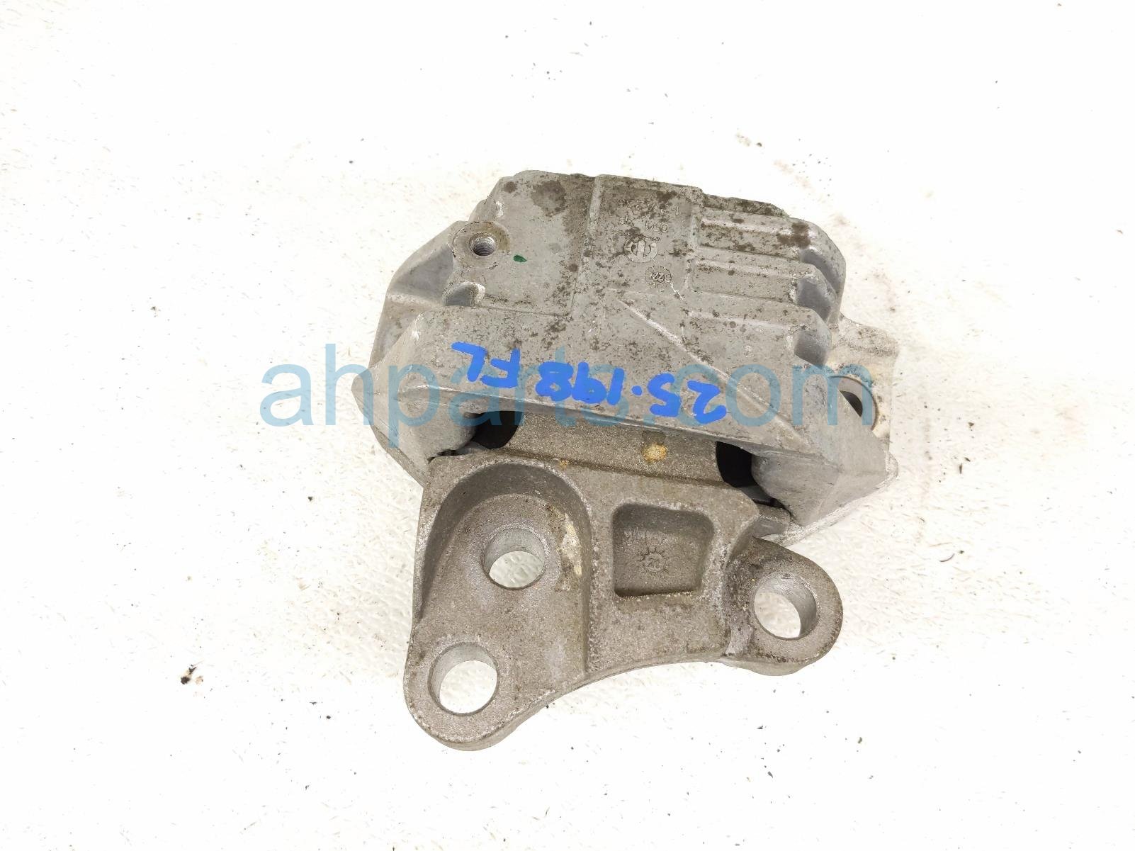 $115 Dodge LH ENGINE MOUNT DAMPER - 2.4L $115 Dodge LH ENGINE MOUNT DAMPER - 2.4L