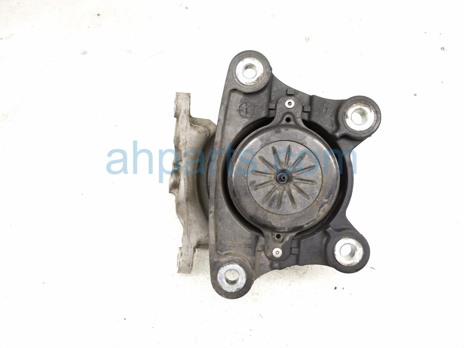 $50 Honda FRONT ENGINE MOUNT - 2.4L CPE $50 Honda FRONT ENGINE MOUNT - 2.4L CPE