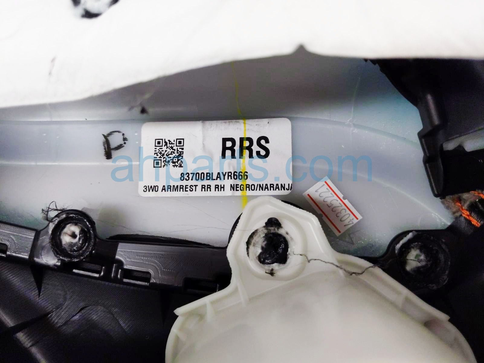 $150 Honda RR/RH INTERIOR DOOR PANEL - BLACK * $150 Honda RR/RH INTERIOR DOOR PANEL - BLACK *