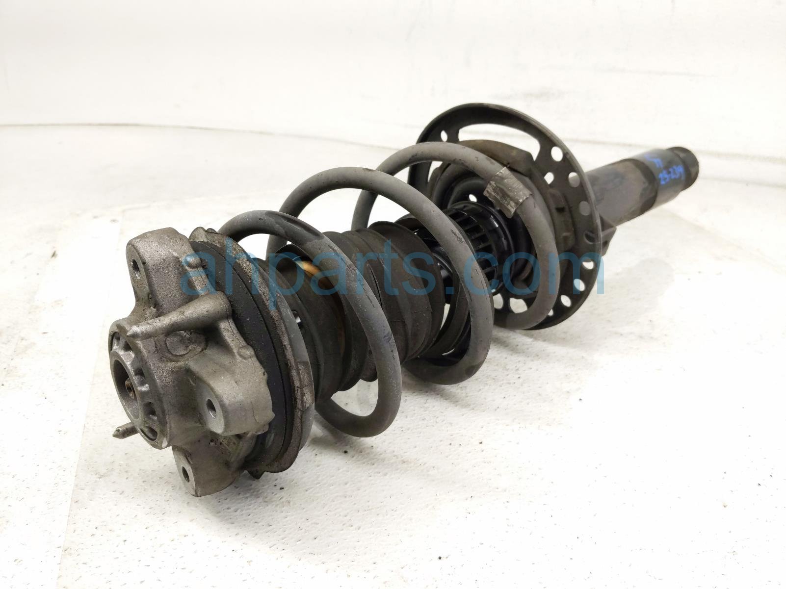 $249 BMW FR/LH STRUT ABSORBER + SPRING *CHK $249 BMW FR/LH STRUT ABSORBER + SPRING *CHK