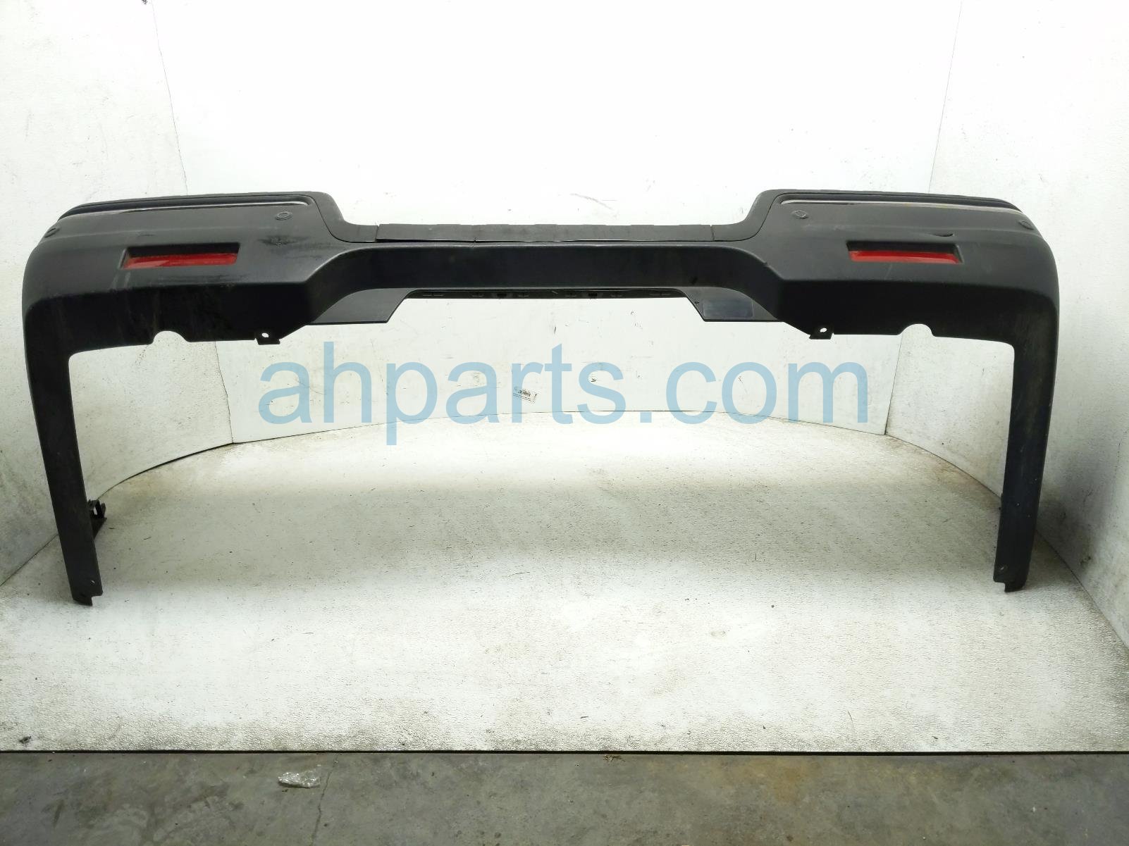 $450 Honda REAR BUMPER COVER - BLACK - NOTES $450 Honda REAR BUMPER COVER - BLACK - NOTES
