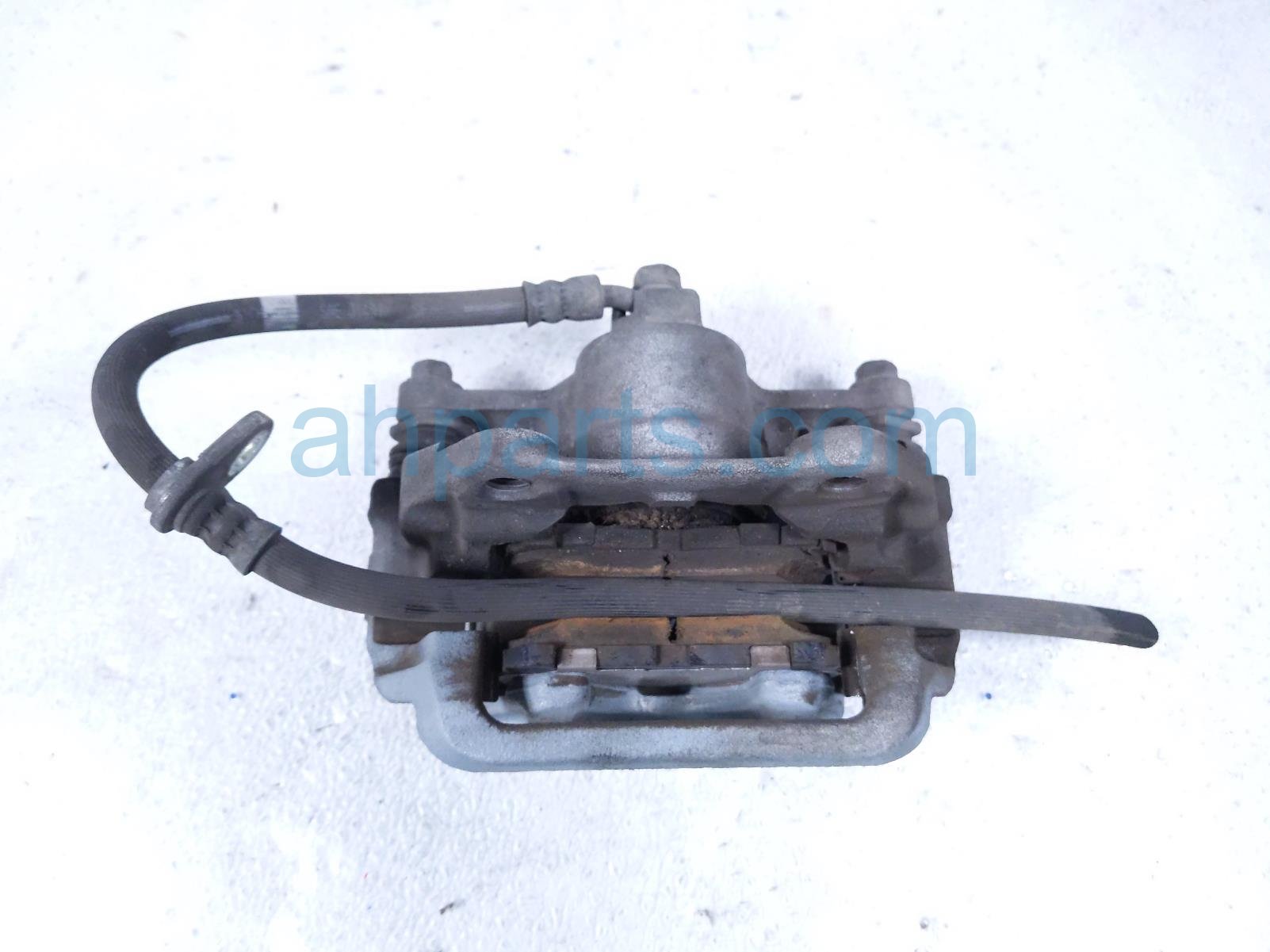 Honda CORE * RR/RH BRAKE CALIPER