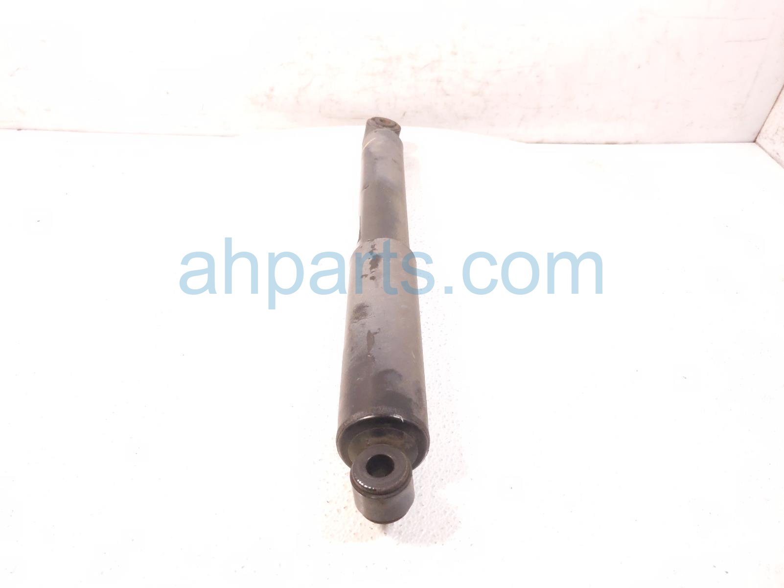 $30 Nissan RR/RH SHOCK ABSORBER $30 Nissan RR/RH SHOCK ABSORBER