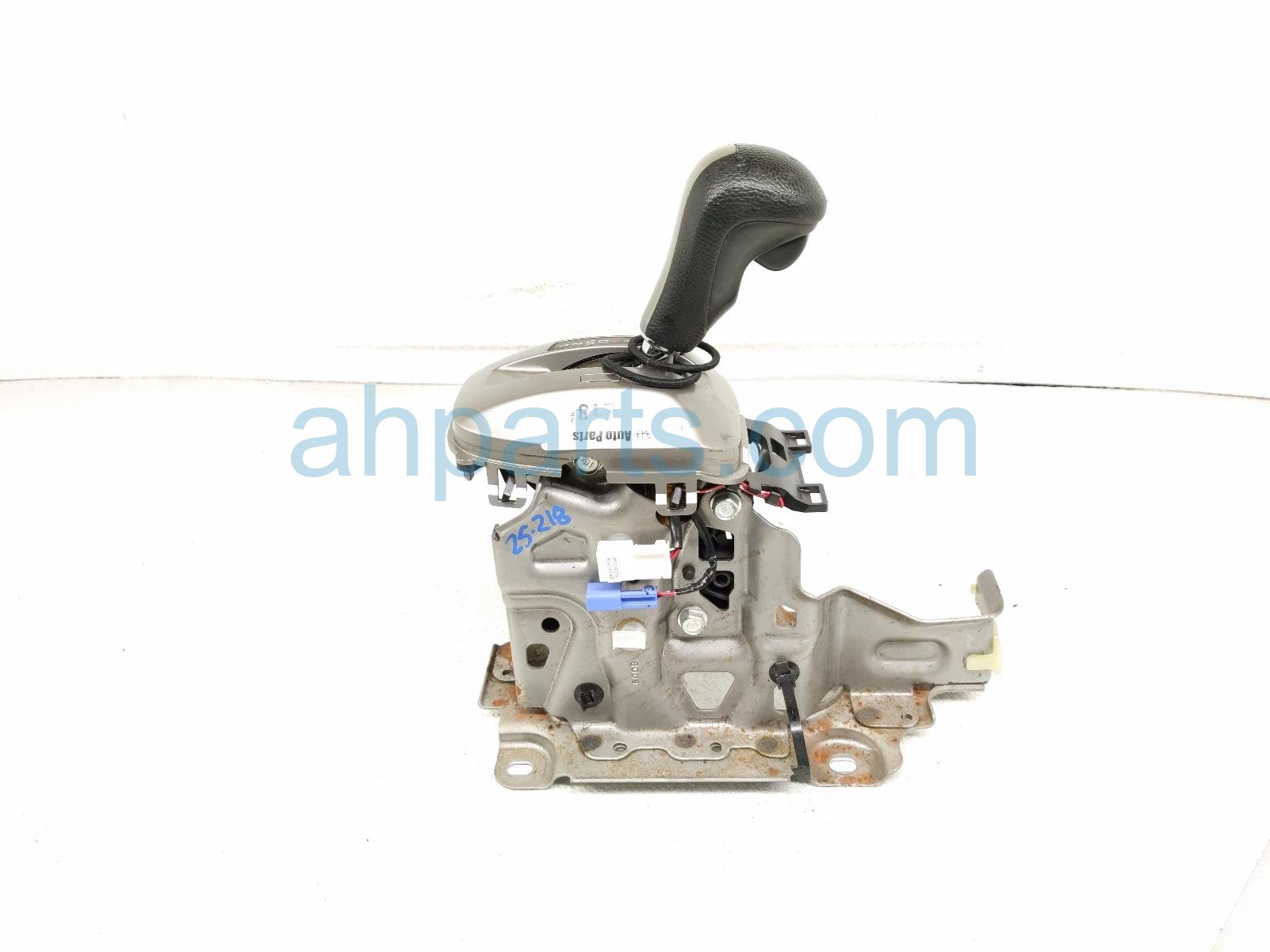 $35 Honda A/T FLOOR SHIFTER W/KNOB ASSY $35 Honda A/T FLOOR SHIFTER W/KNOB ASSY