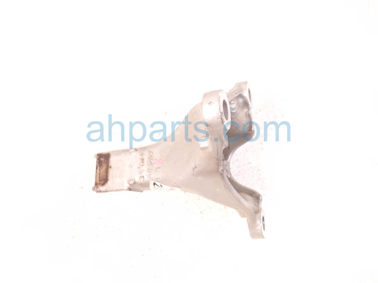 $25 Honda FRONT ENGINE MOUNT BRACKET $25 Honda FRONT ENGINE MOUNT BRACKET