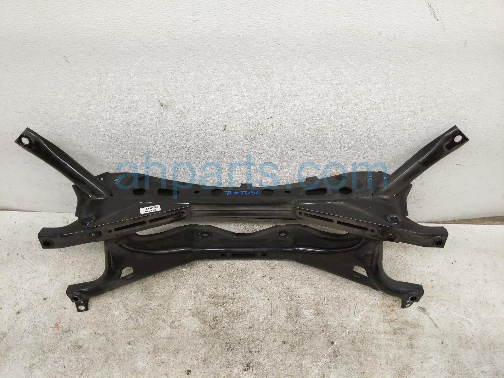 $299 Honda REAR SUB FRAME / CROSS MEMBER $299 Honda REAR SUB FRAME / CROSS MEMBER