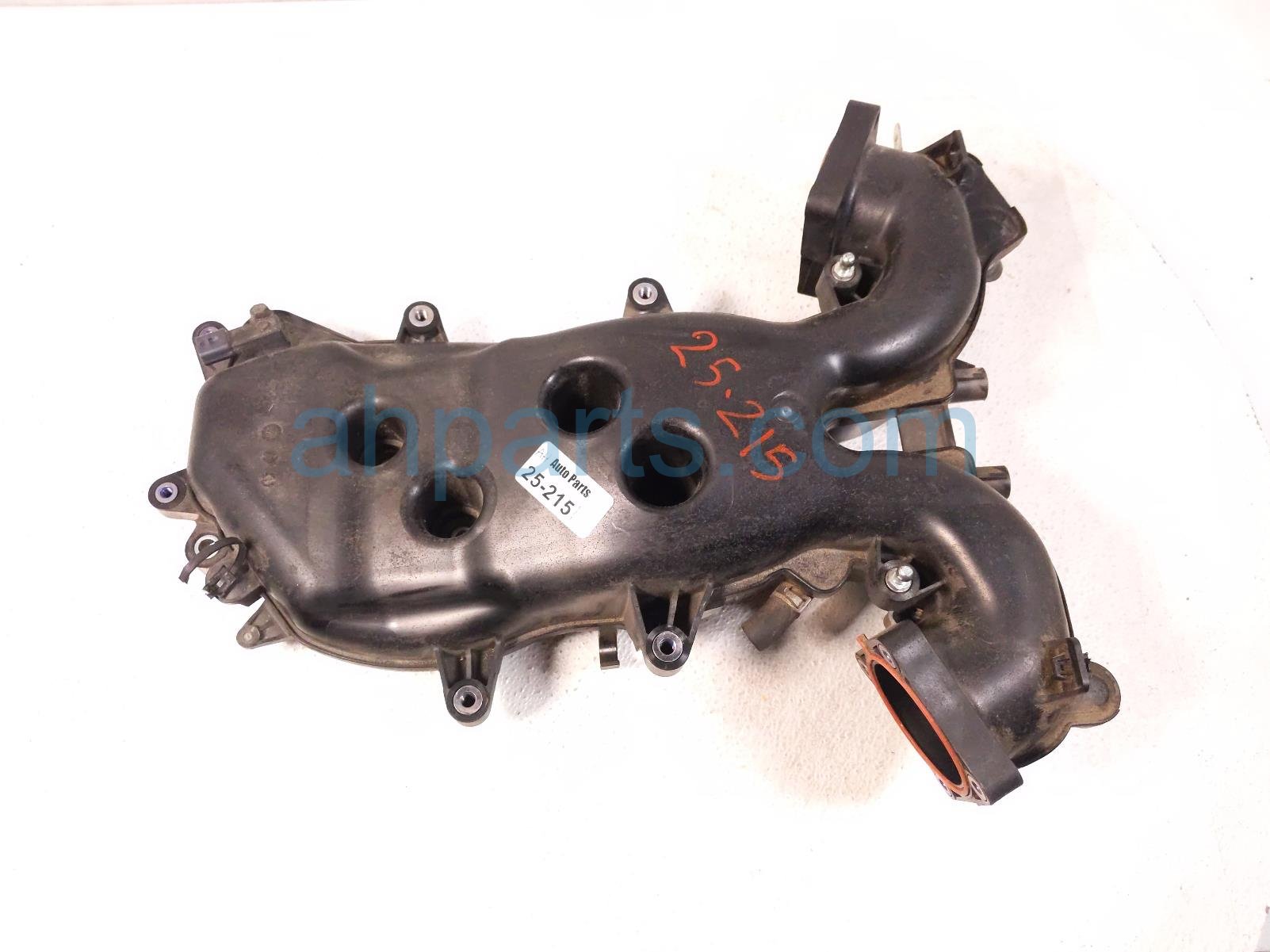 $75 Infiniti UPPER INTAKE MANIFOLD $75 Infiniti UPPER INTAKE MANIFOLD