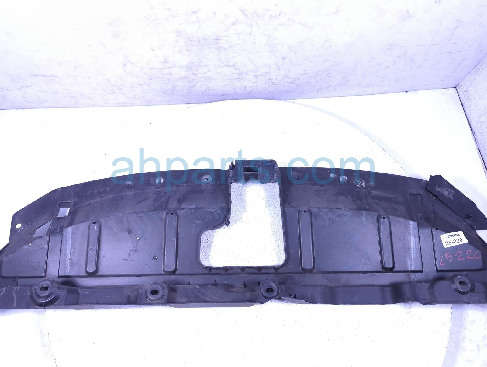 $75 Nissan UPPER ENGINE GRILLE SIGHT SHIELD * $75 Nissan UPPER ENGINE GRILLE SIGHT SHIELD *