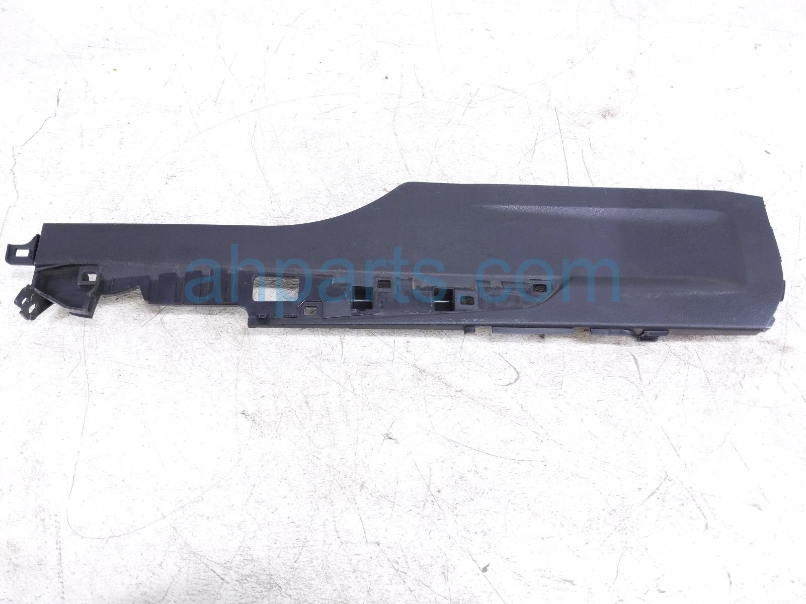 $75 Lexus RH CONSOLE SIDE TRIM GARNISH * $75 Lexus RH CONSOLE SIDE TRIM GARNISH *