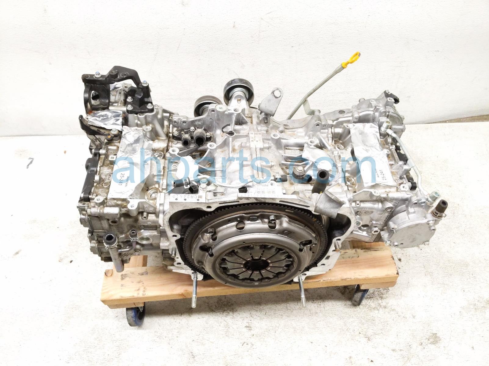 $3995 Subaru LONG BLOCK ENGINE / MOTOR = 12K MI* $3995 Subaru LONG BLOCK ENGINE / MOTOR = 12K MI*