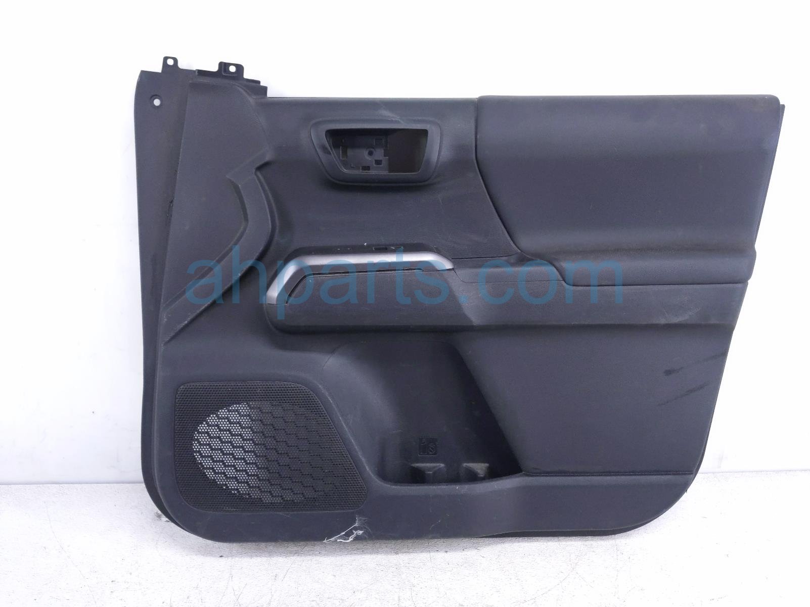 $225 Toyota FR/RH INTERIOR DOOR PANEL - BLK * $225 Toyota FR/RH INTERIOR DOOR PANEL - BLK *