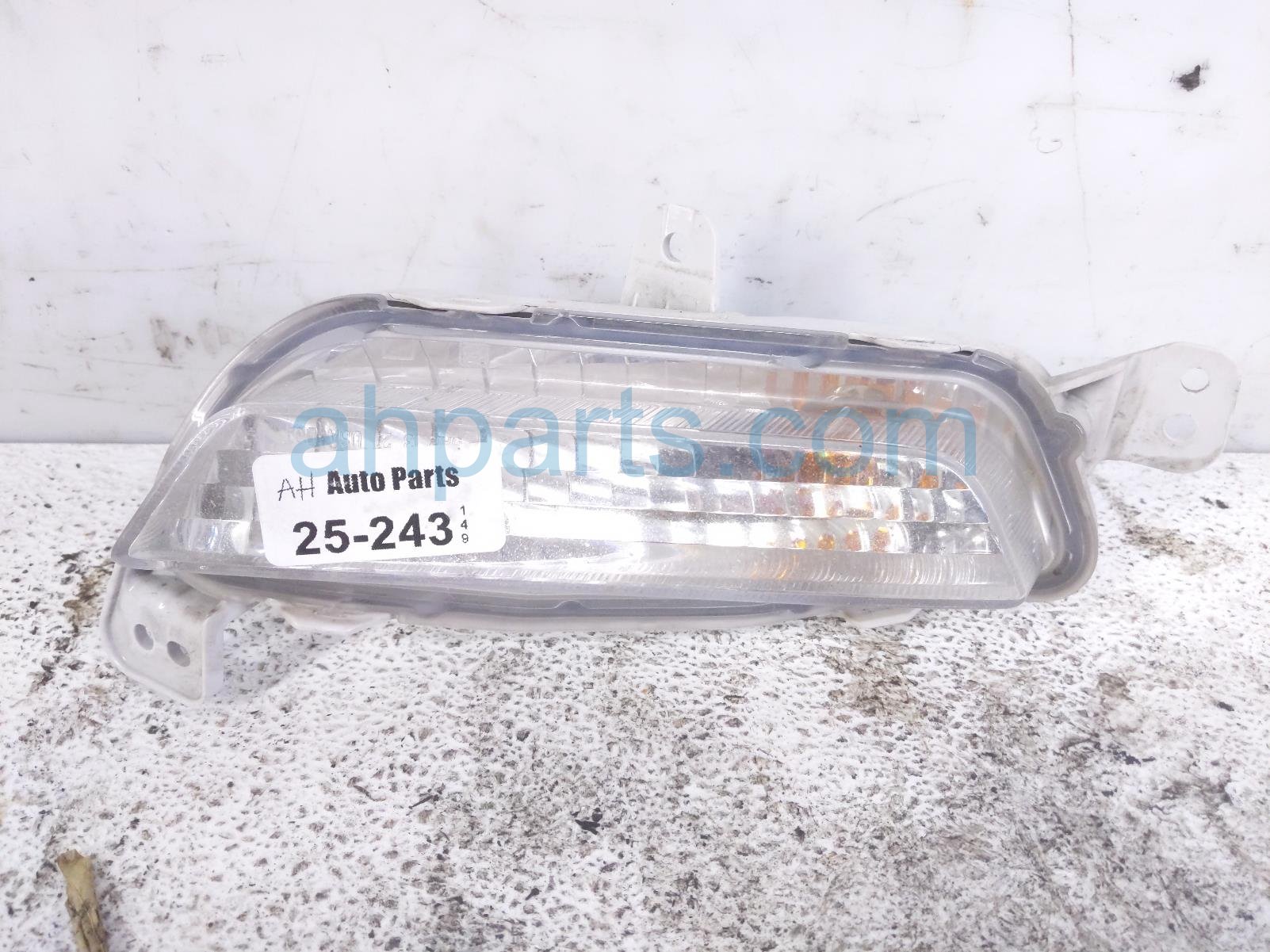$45 Honda RH TURN SIGNAL LAMP / LIGHT $45 Honda RH TURN SIGNAL LAMP / LIGHT
