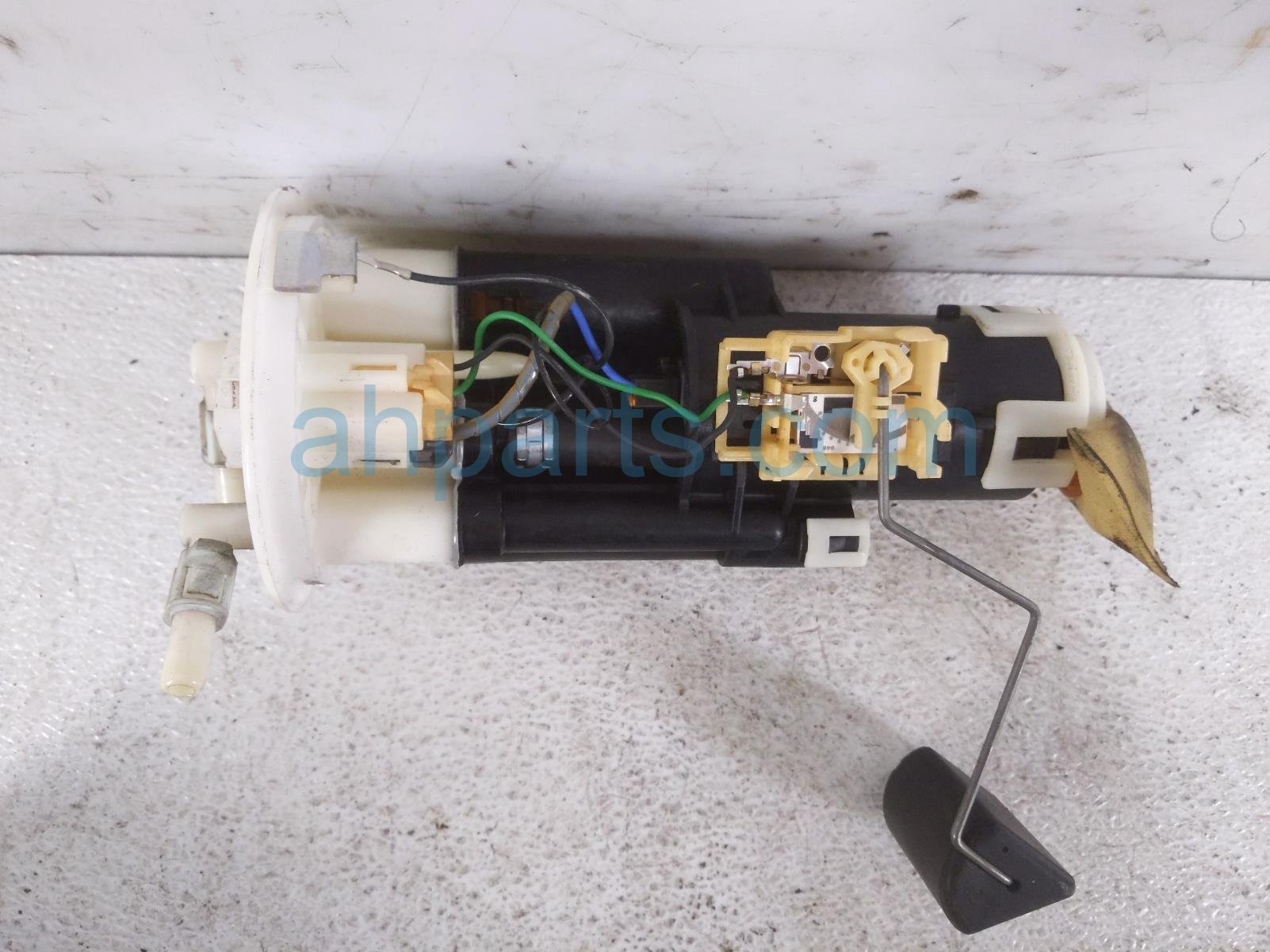 $99 Honda GAS / FUEL PUMP (TANK MOUNTED)