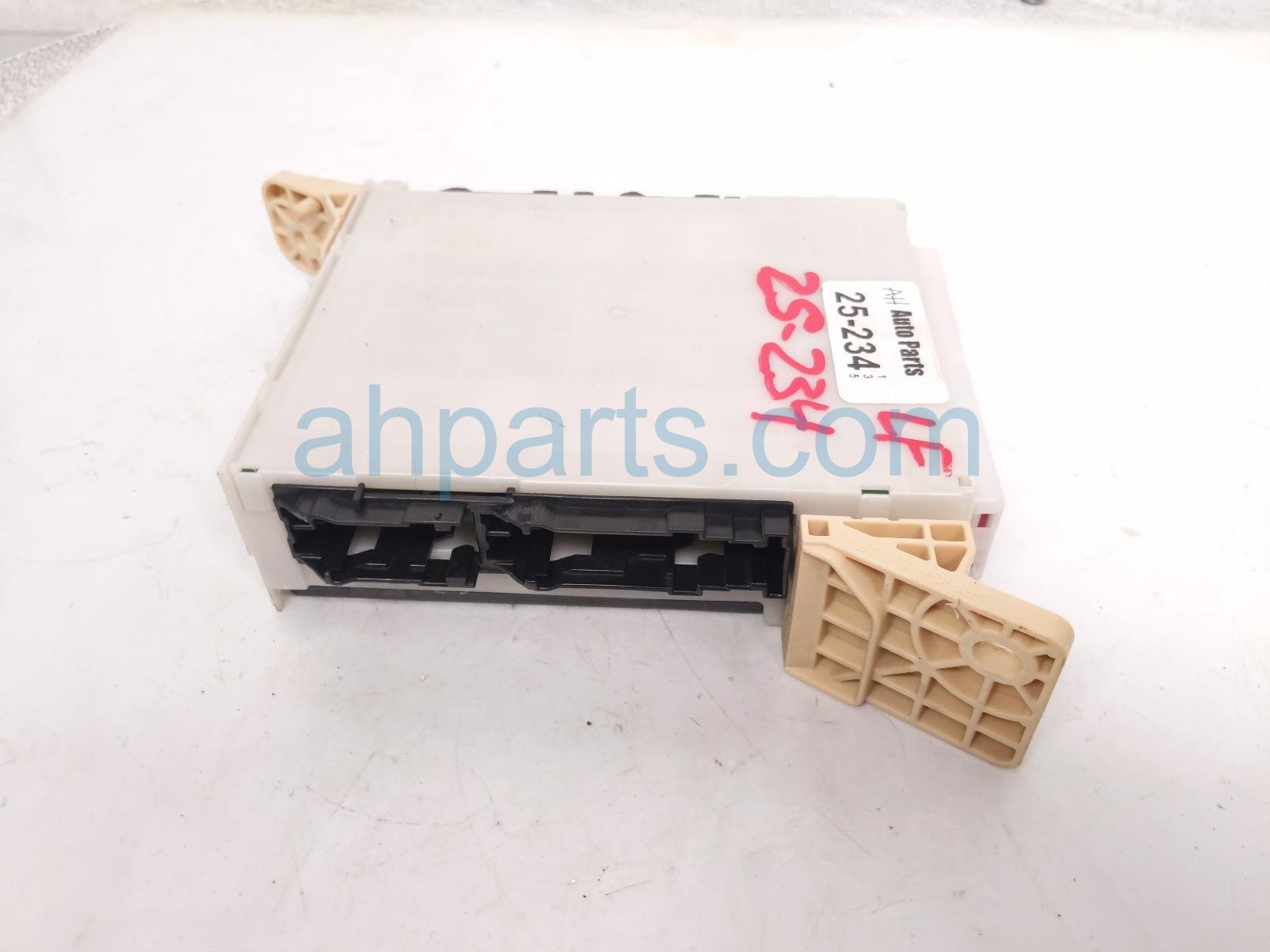 Sold 2023 Toyota Tacoma Mpx Body Control Module Unit 89221-04090