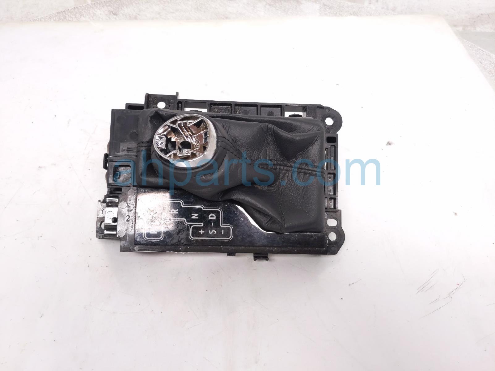 $99 Toyota SHIFTER INDICATOR W/BOOT ASSY $99 Toyota SHIFTER INDICATOR W/BOOT ASSY