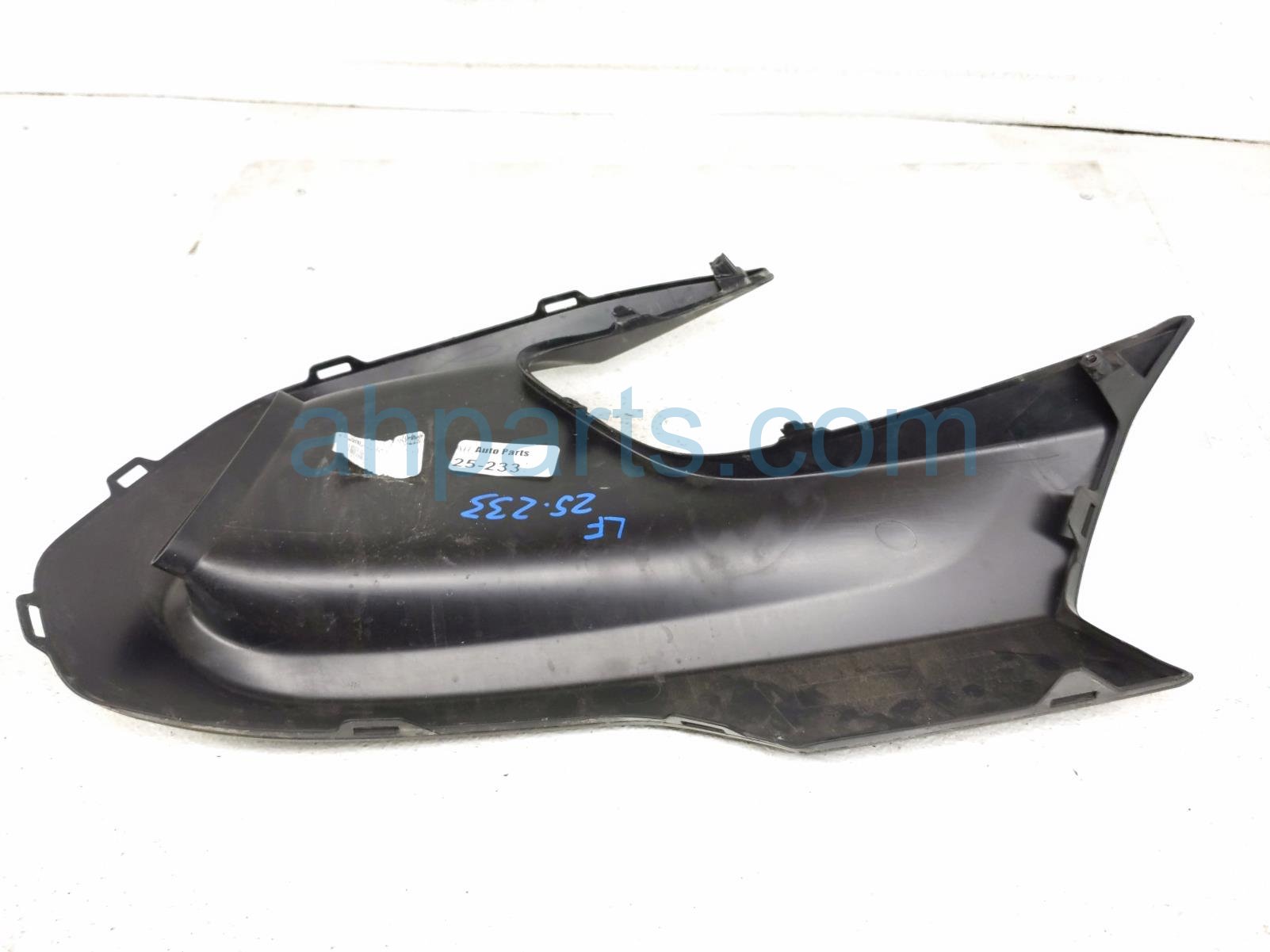 $25 Honda FR/LH LOWER BUMPER SIDE TRIM - BLK $25 Honda FR/LH LOWER BUMPER SIDE TRIM - BLK