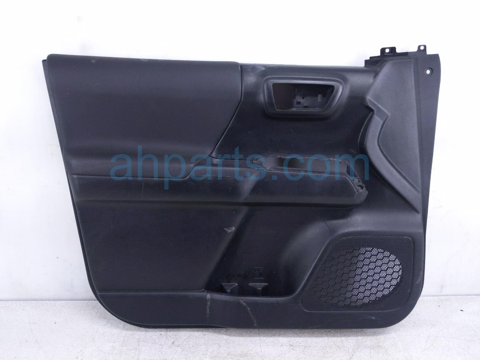 $199 Toyota FR/LH INTERIOR DOOR PANEL - BLACK *