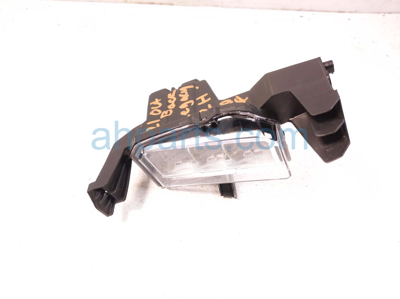 $125 Subaru RH LED FOG LAMP / LIGHT - W/BRACKET