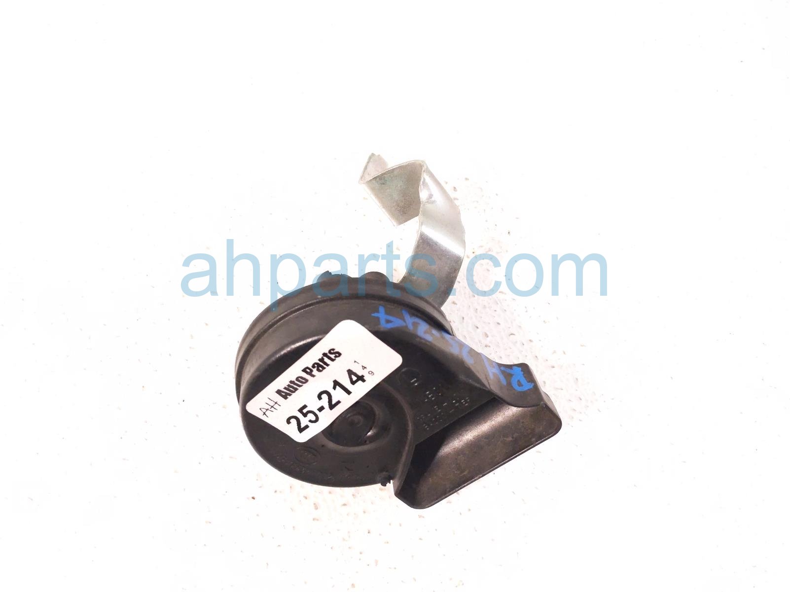 $19 Mercedes LOW PITCH NOTE HORN ASSY * $19 Mercedes LOW PITCH NOTE HORN ASSY *