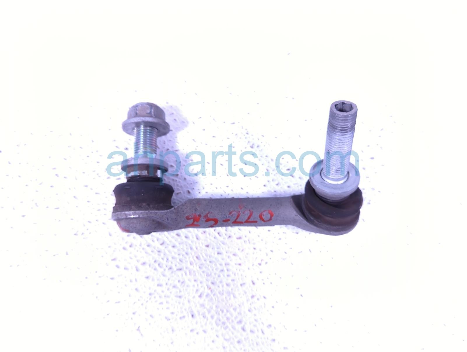 $19 Nissan RR/RH STABILIZER BAR LINK $19 Nissan RR/RH STABILIZER BAR LINK