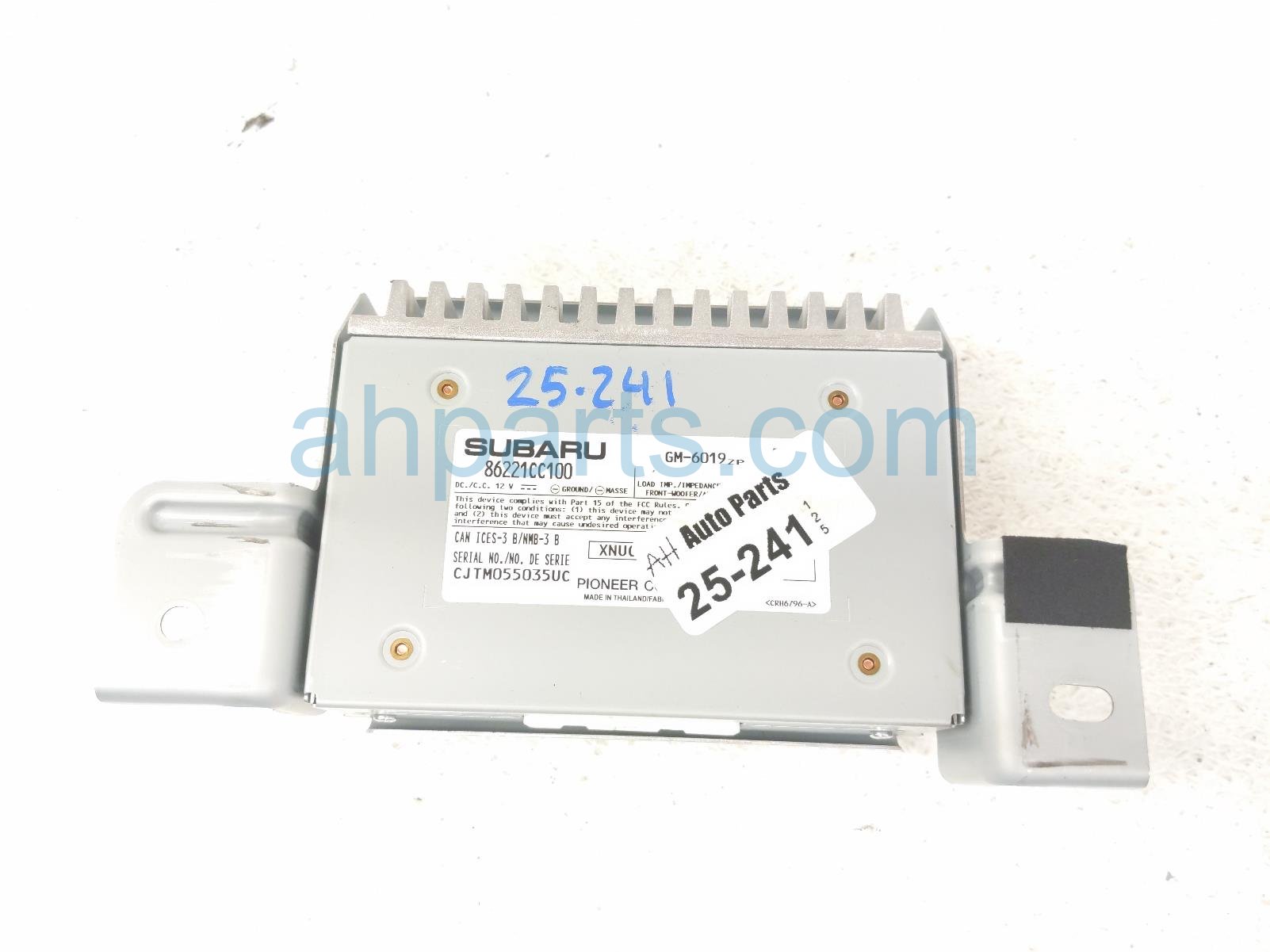 $100 Subaru AUDIO AMPLIFIER UNIT $100 Subaru AUDIO AMPLIFIER UNIT