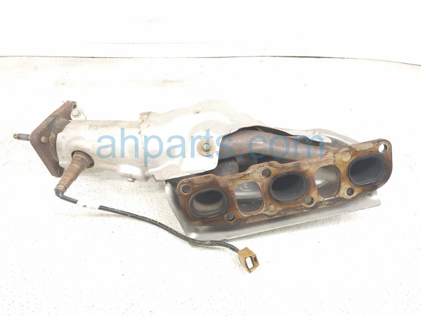 $75 Infiniti RH EXHAUST MANIFOLD $75 Infiniti RH EXHAUST MANIFOLD