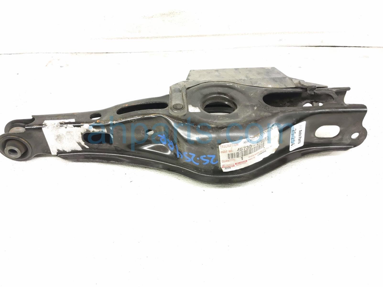 $100 Toyota RR/RH SPRING SEAT LOWER CONTROL ARM $100 Toyota RR/RH SPRING SEAT LOWER CONTROL ARM