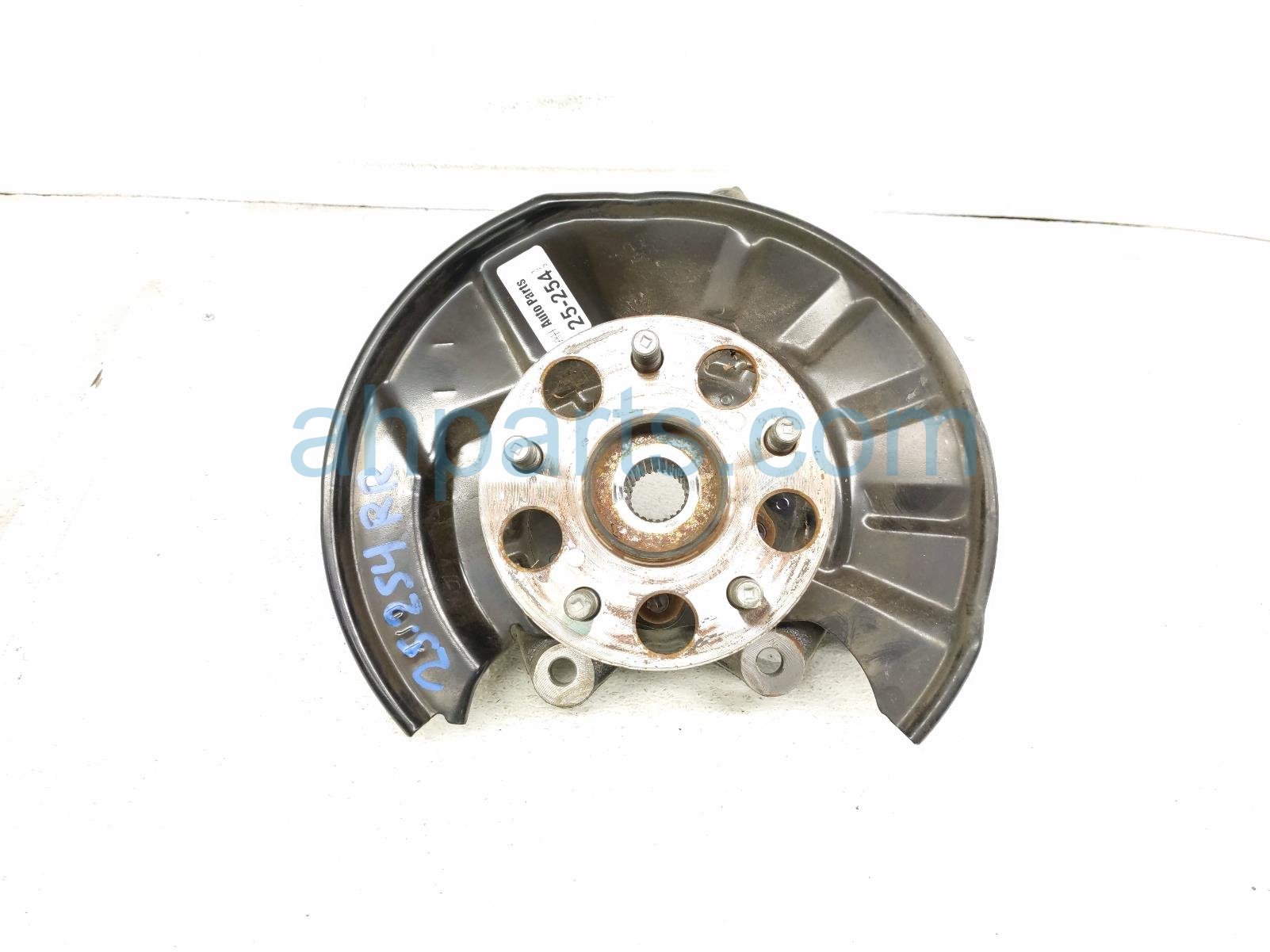 $195 Toyota RR/RH SPINDLE KNUCKLE HUB $195 Toyota RR/RH SPINDLE KNUCKLE HUB