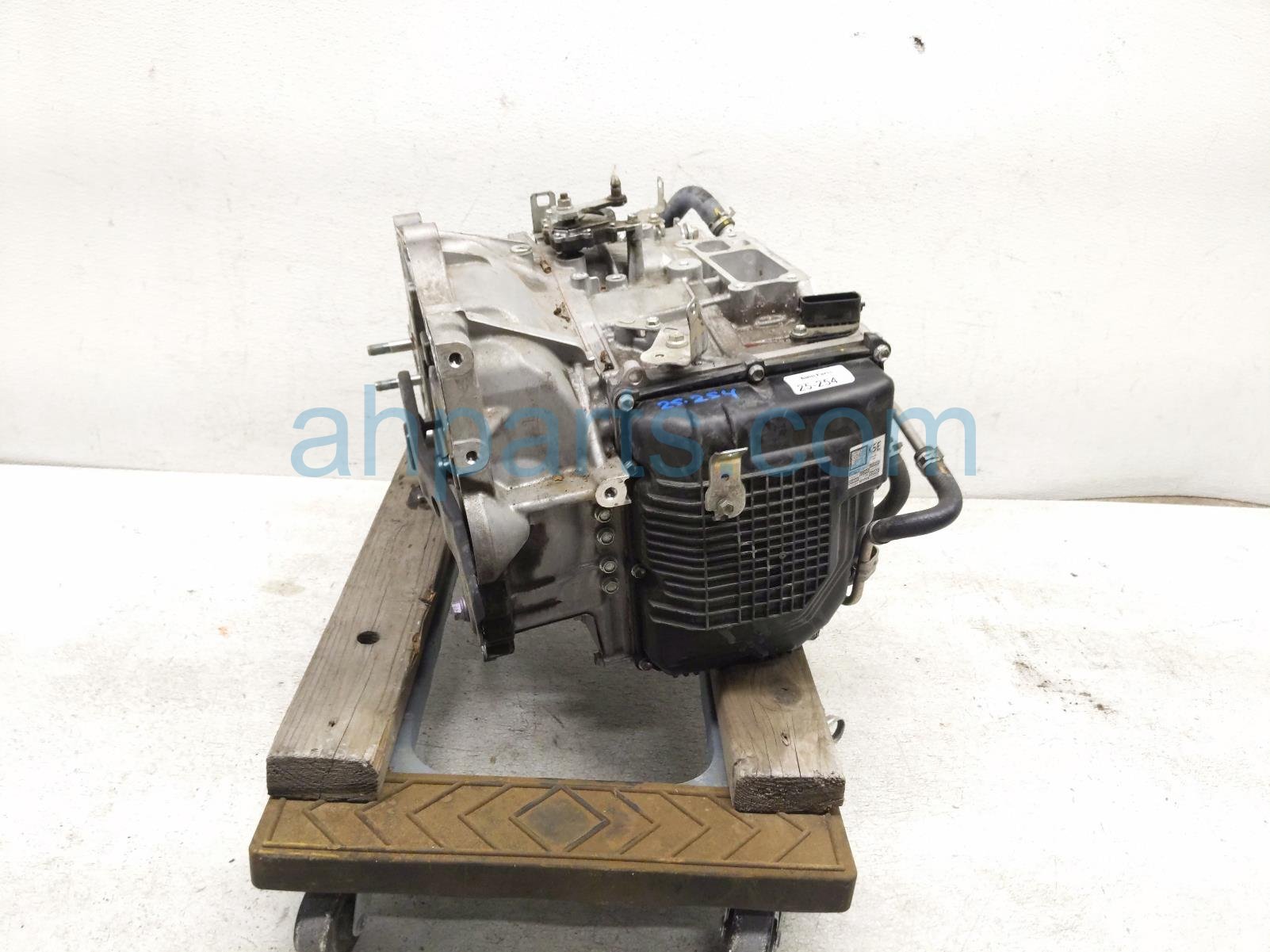 $2250 Toyota AUTOMATIC TRANSMISSION = 26K MI