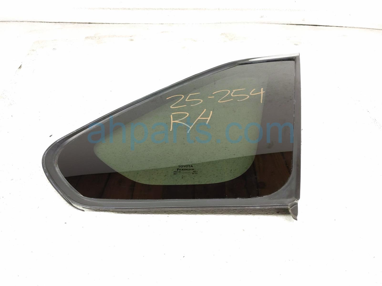 $49 Toyota RH QUARTER WINDOW GLASS $49 Toyota RH QUARTER WINDOW GLASS