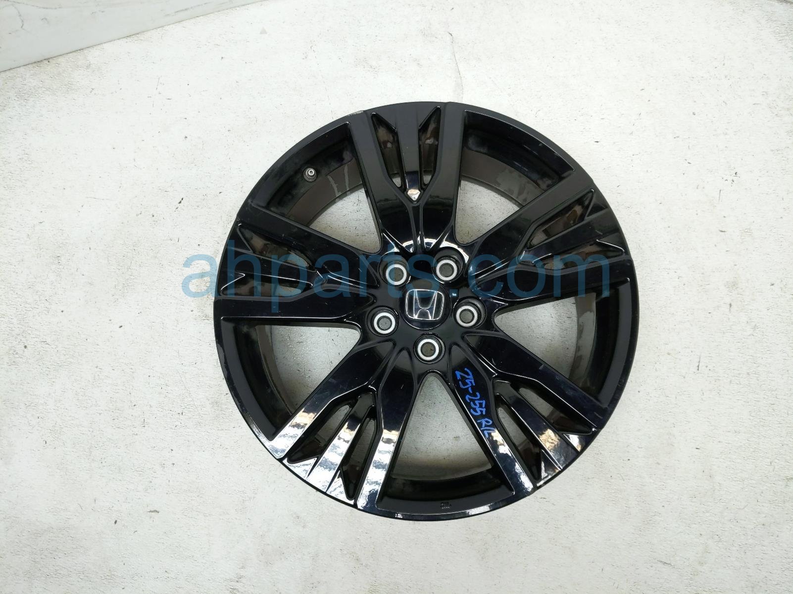 $295 Honda RR/LH WHEEL / RIM - SCUFFS $295 Honda RR/LH WHEEL / RIM - SCUFFS