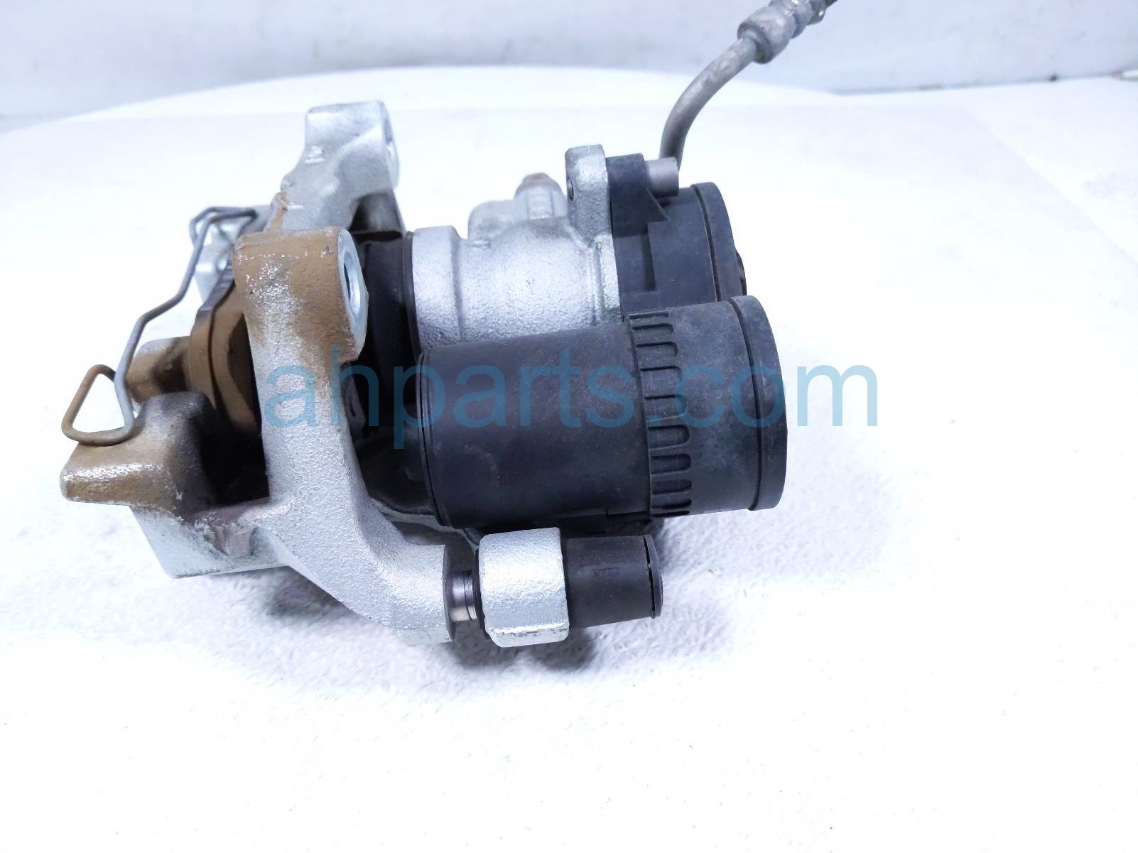 Sold 2023 Mazda 3 Rear Driver Brake Caliper BDYS-26-71X