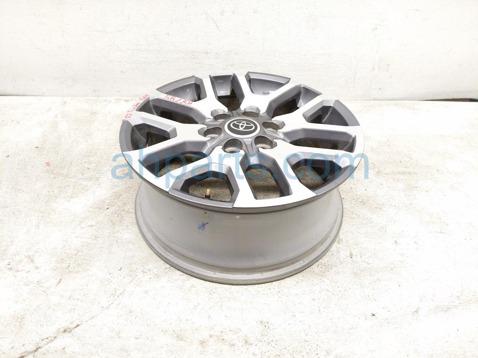 Toyota 20X8 SINGLE WHEEL / RIM - SILVER