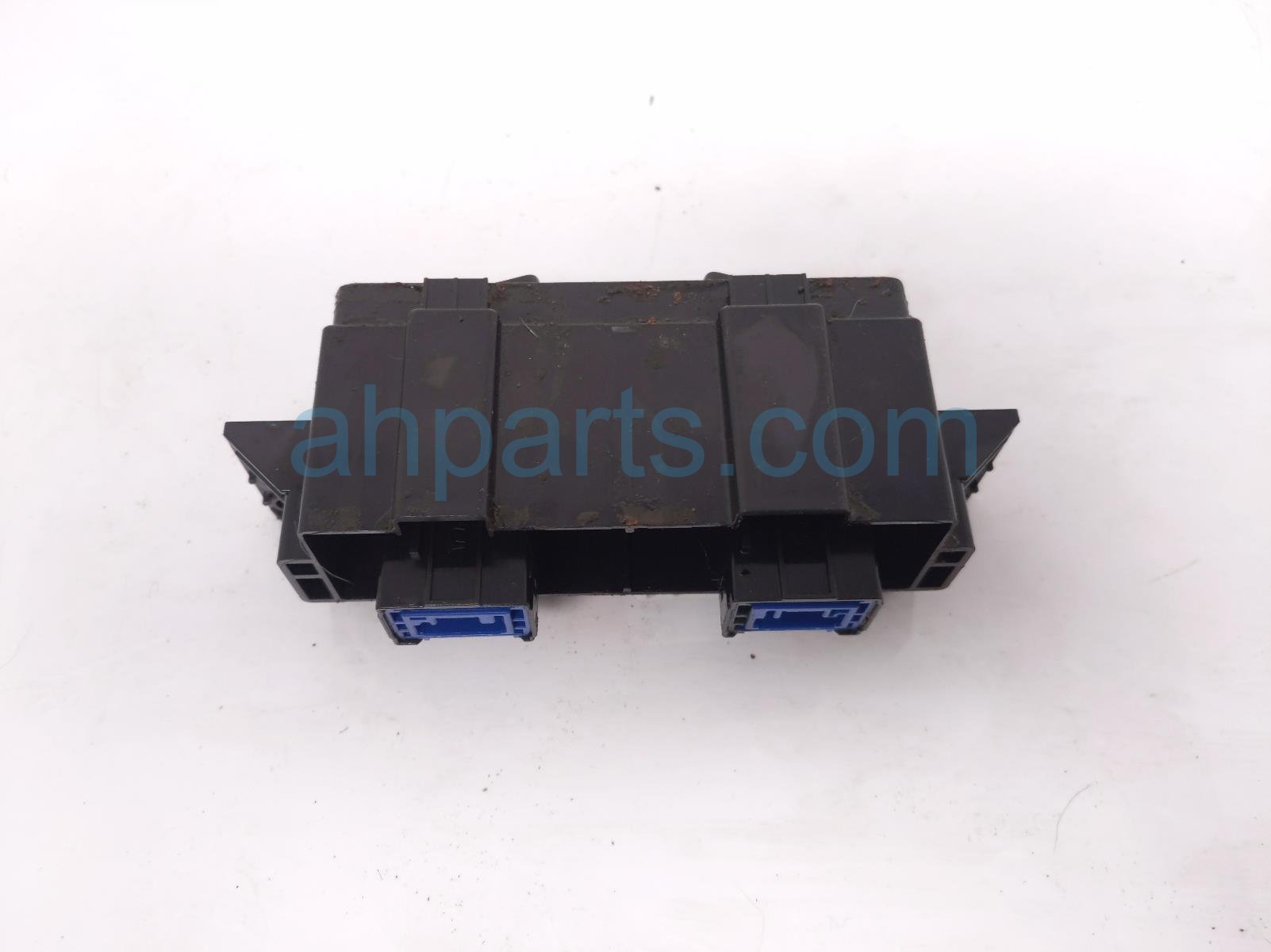 $40 Toyota SEAT HEAT SWITCHES - CONSOLE MTD $40 Toyota SEAT HEAT SWITCHES - CONSOLE MTD