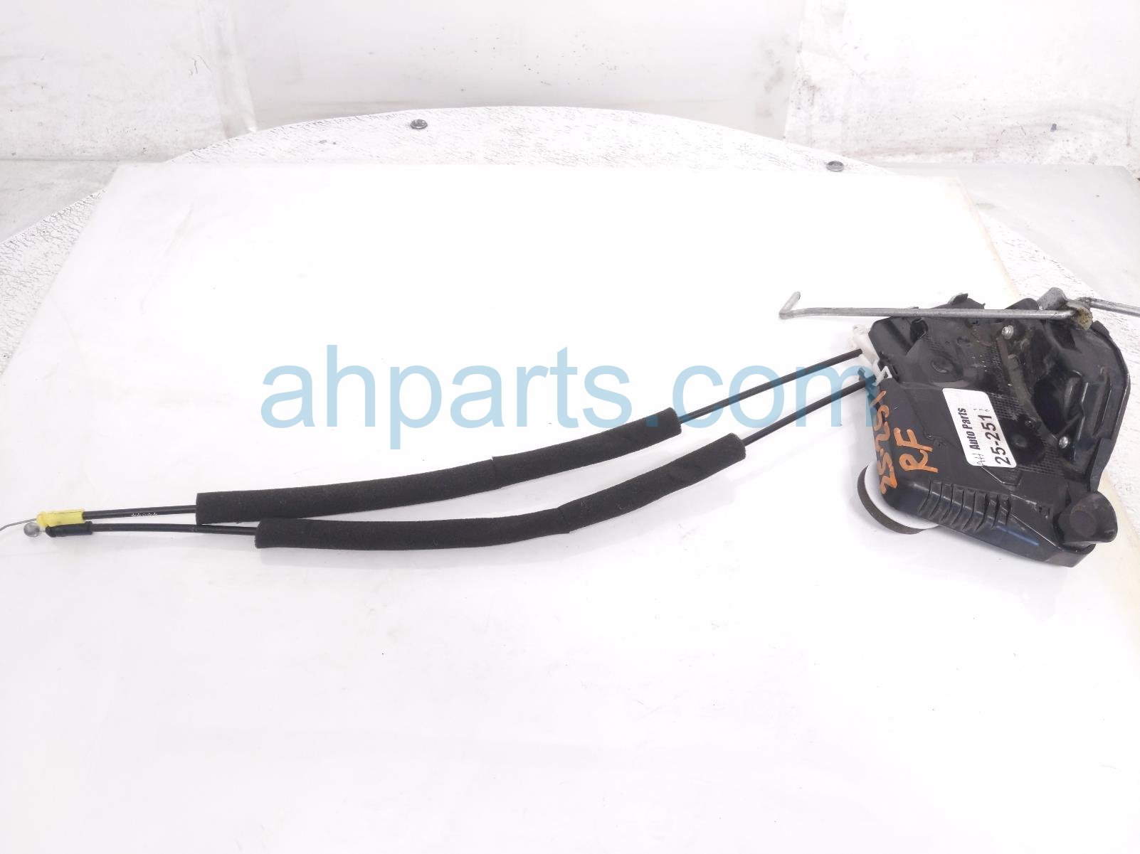 $40 Subaru FR/RH DOOR LOCK ACTUATOR $40 Subaru FR/RH DOOR LOCK ACTUATOR