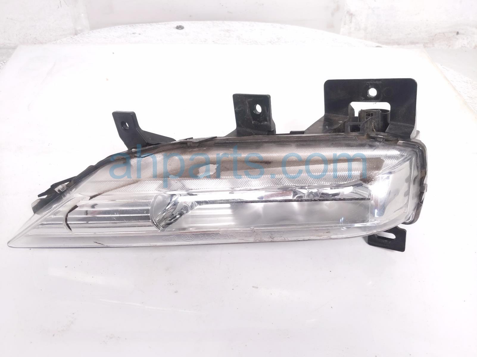 $125 Infiniti RH FOG LAMP / LIGHT * $125 Infiniti RH FOG LAMP / LIGHT *