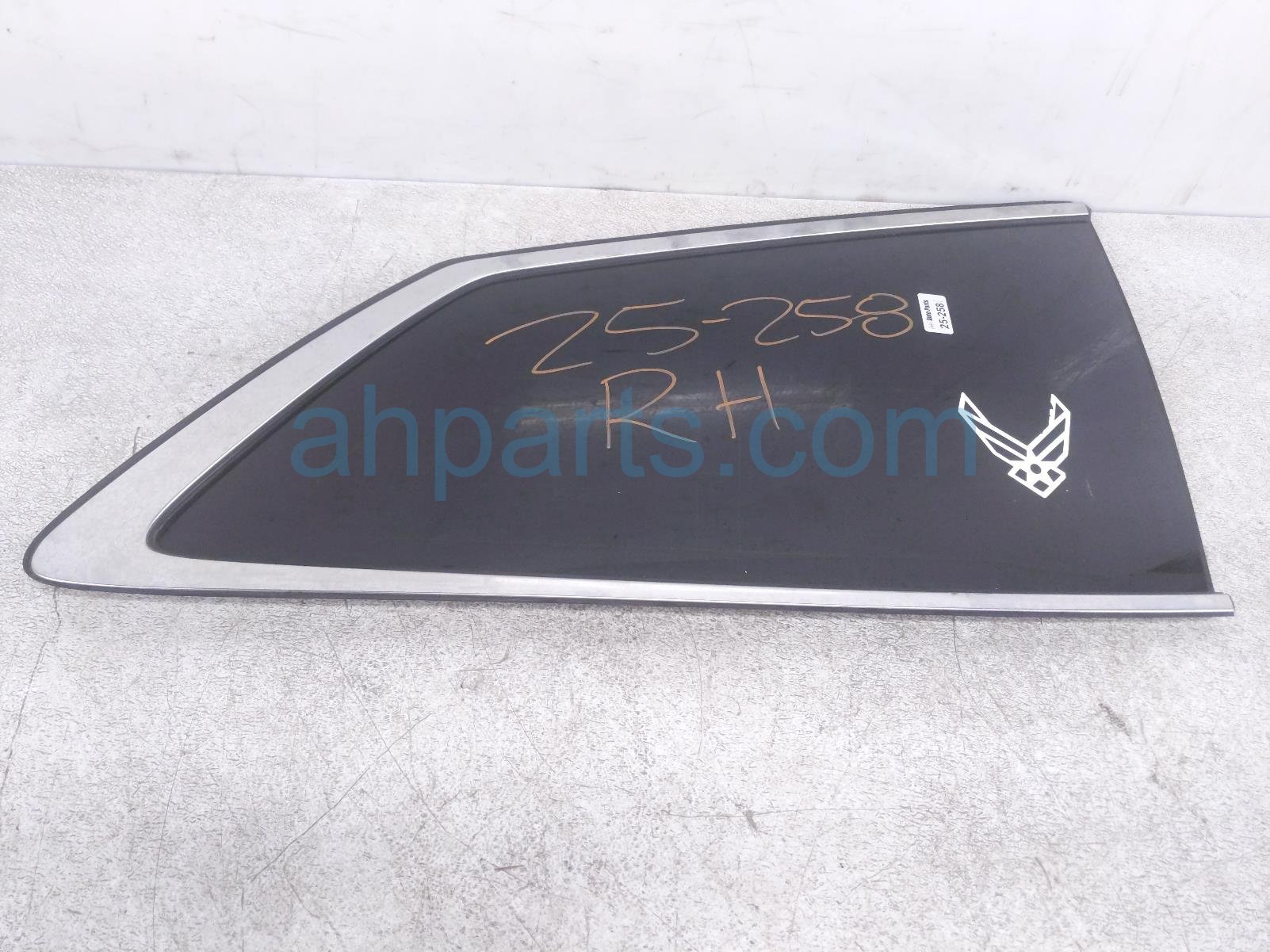 $175 Honda RH QUARTER WINDOW GLASS $175 Honda RH QUARTER WINDOW GLASS