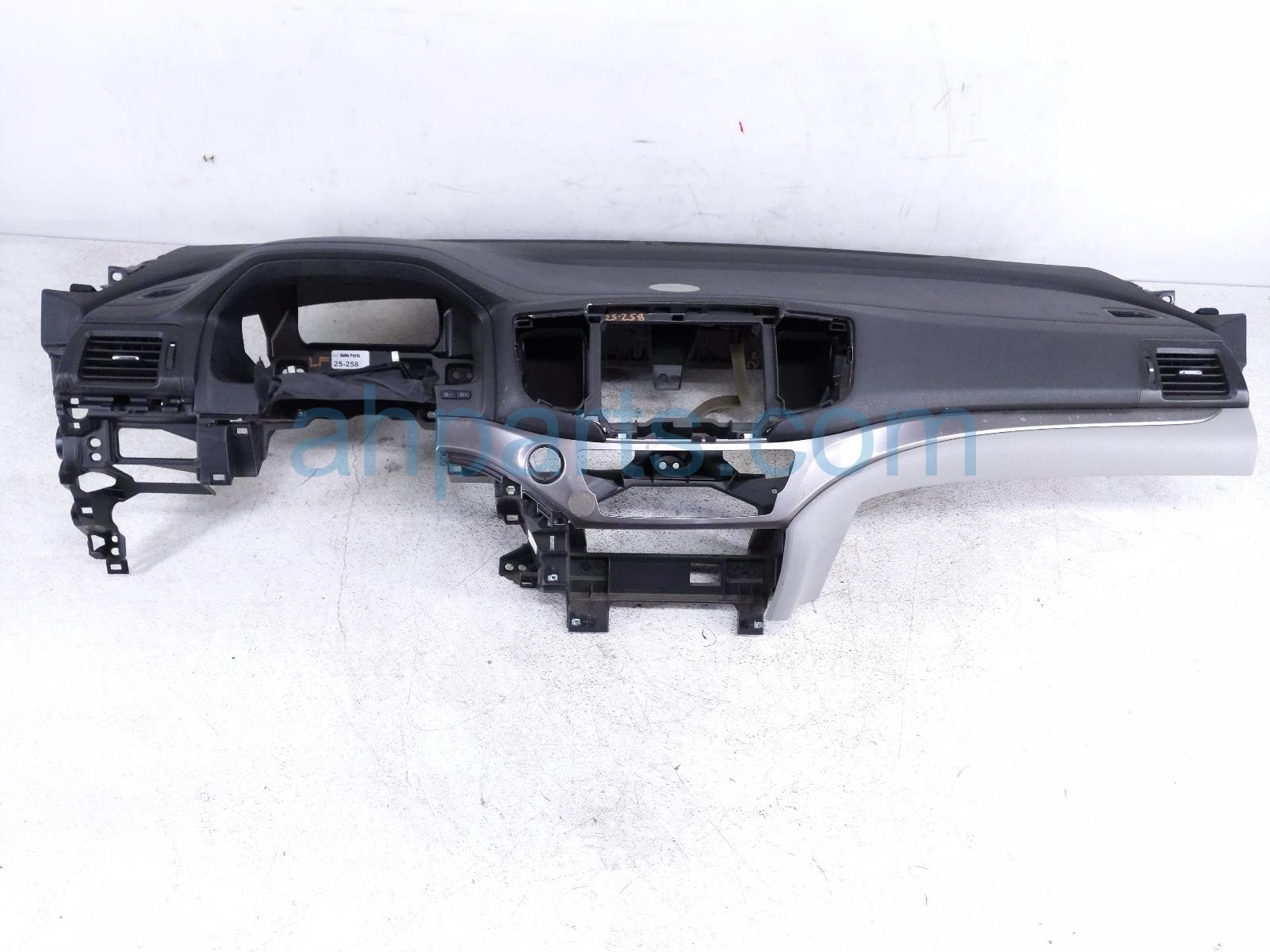 $650 Honda DASHBOARD W/ AIRBAG $650 Honda DASHBOARD W/ AIRBAG