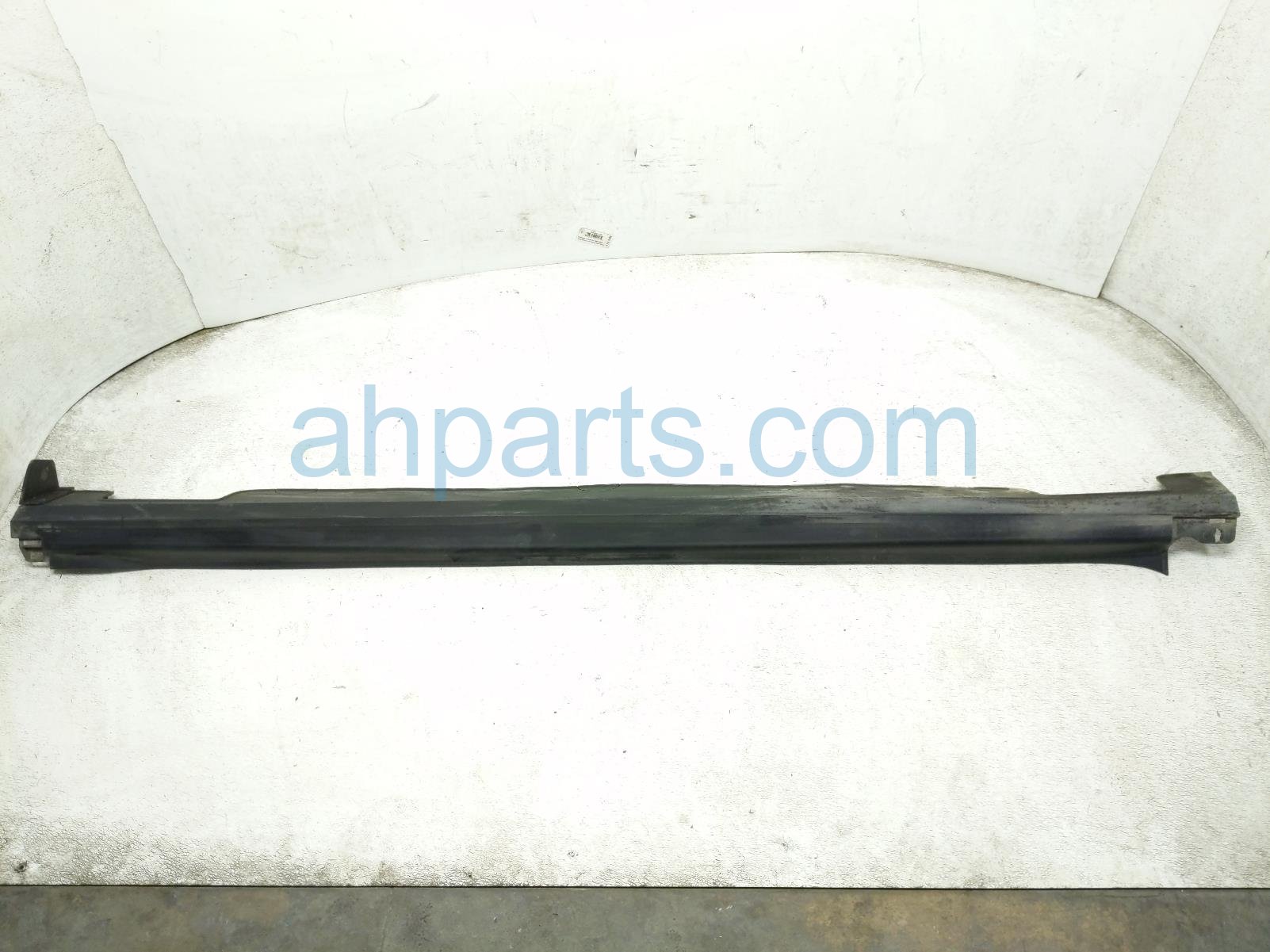 $85 Honda LH SIDE SKIRT / MOLDING - BLACK