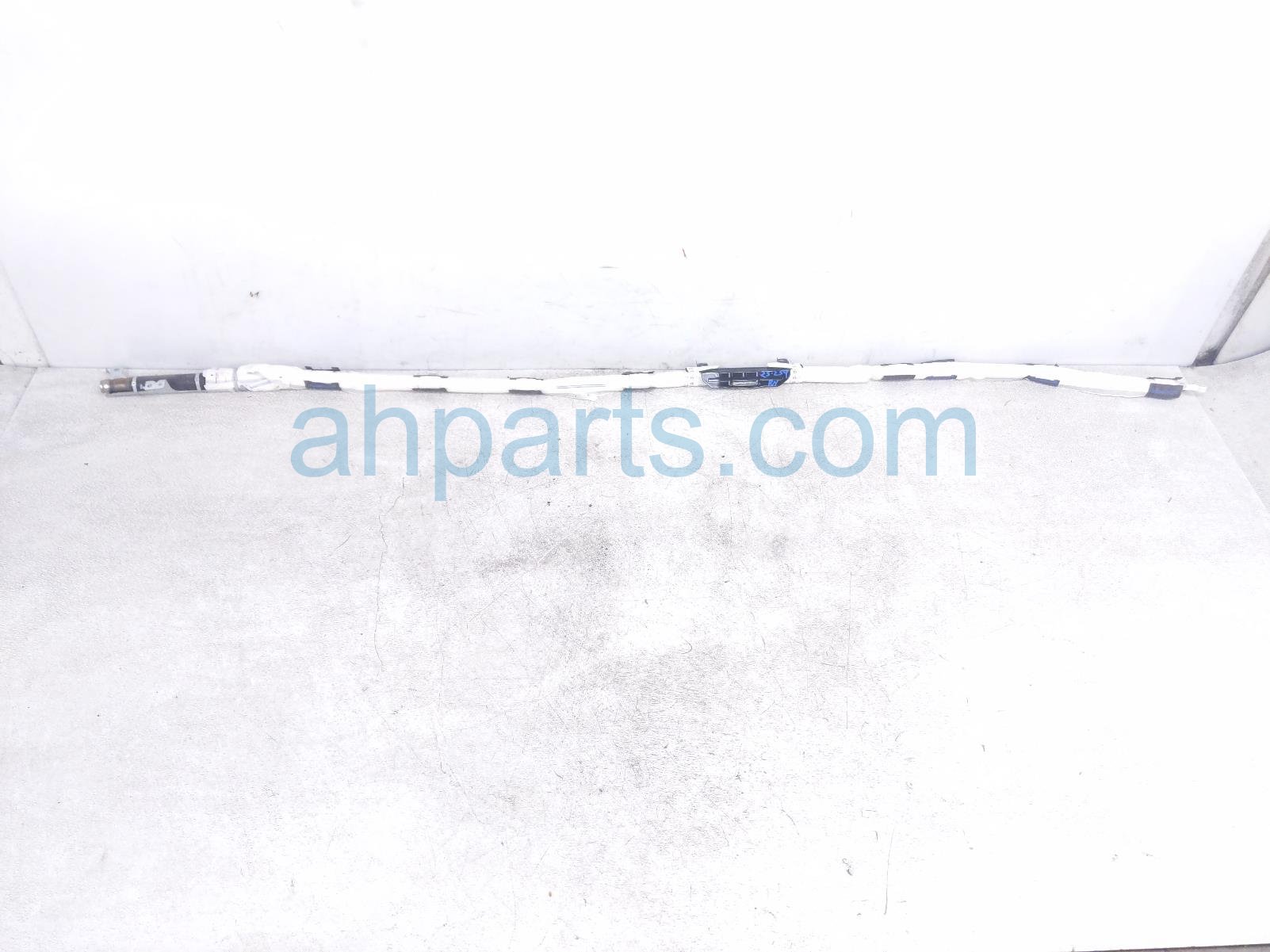 $295 Nissan PASSENGER ROOF CURTAIN AIRBAG $295 Nissan PASSENGER ROOF CURTAIN AIRBAG